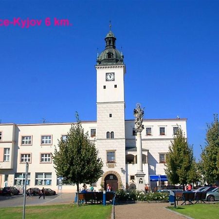 Cyklo Ubytovani A Vinny Sklep Zadovice Zewnętrze zdjęcie