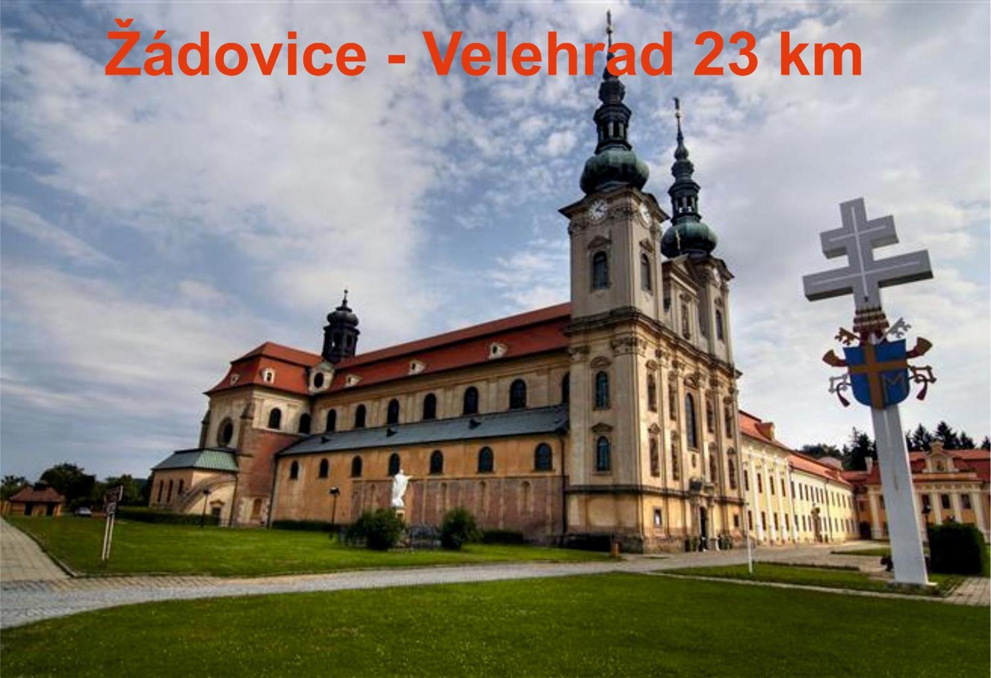 Cyklo Ubytovani A Vinny Sklep Zadovice Zewnętrze zdjęcie
